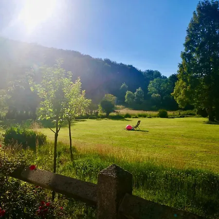 Aux Jolies Sources Bed & Breakfast