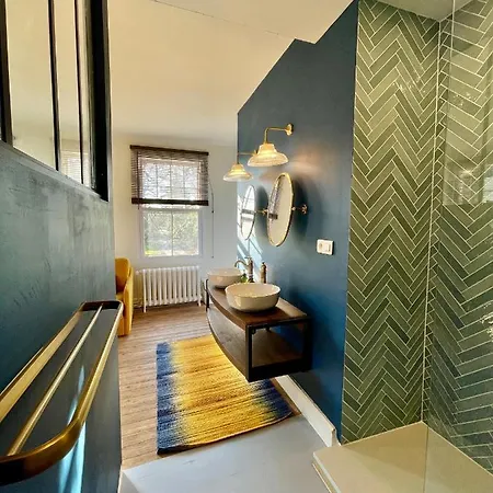 Aux Jolies Sources Bed & Breakfast