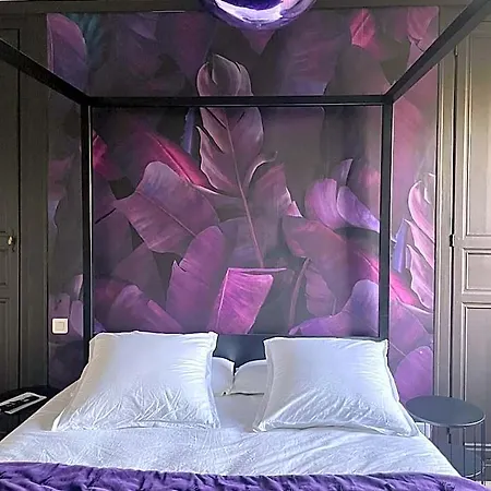 Aux Jolies Sources Bed & Breakfast 3*