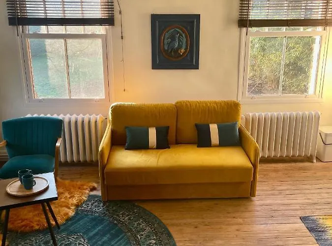 Aux Jolies Sources 3*