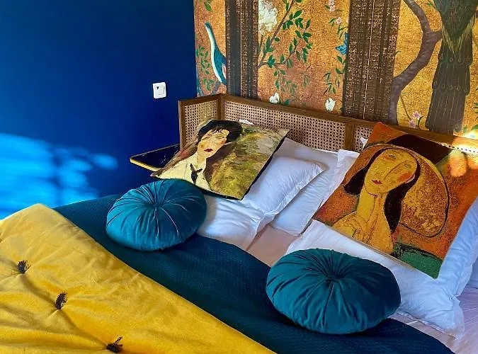 Aux Jolies Sources Bed & Breakfast 3*