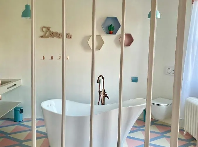 Aux Jolies Sources Bed & Breakfast 3*