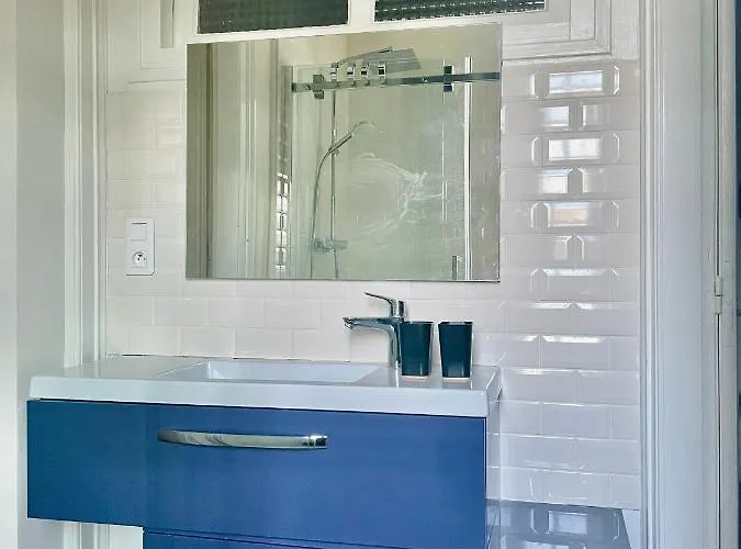 Aux Jolies Sources Bed & Breakfast