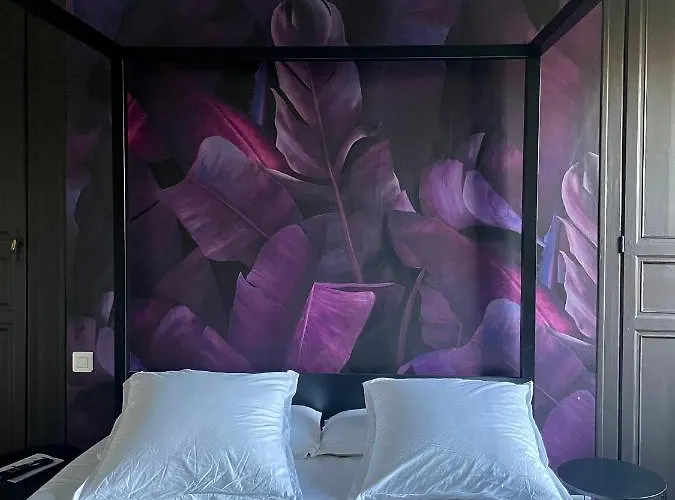 Aux Jolies Sources Bed & Breakfast