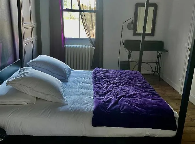 Aux Jolies Sources 3*